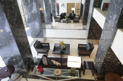 lobby (1)